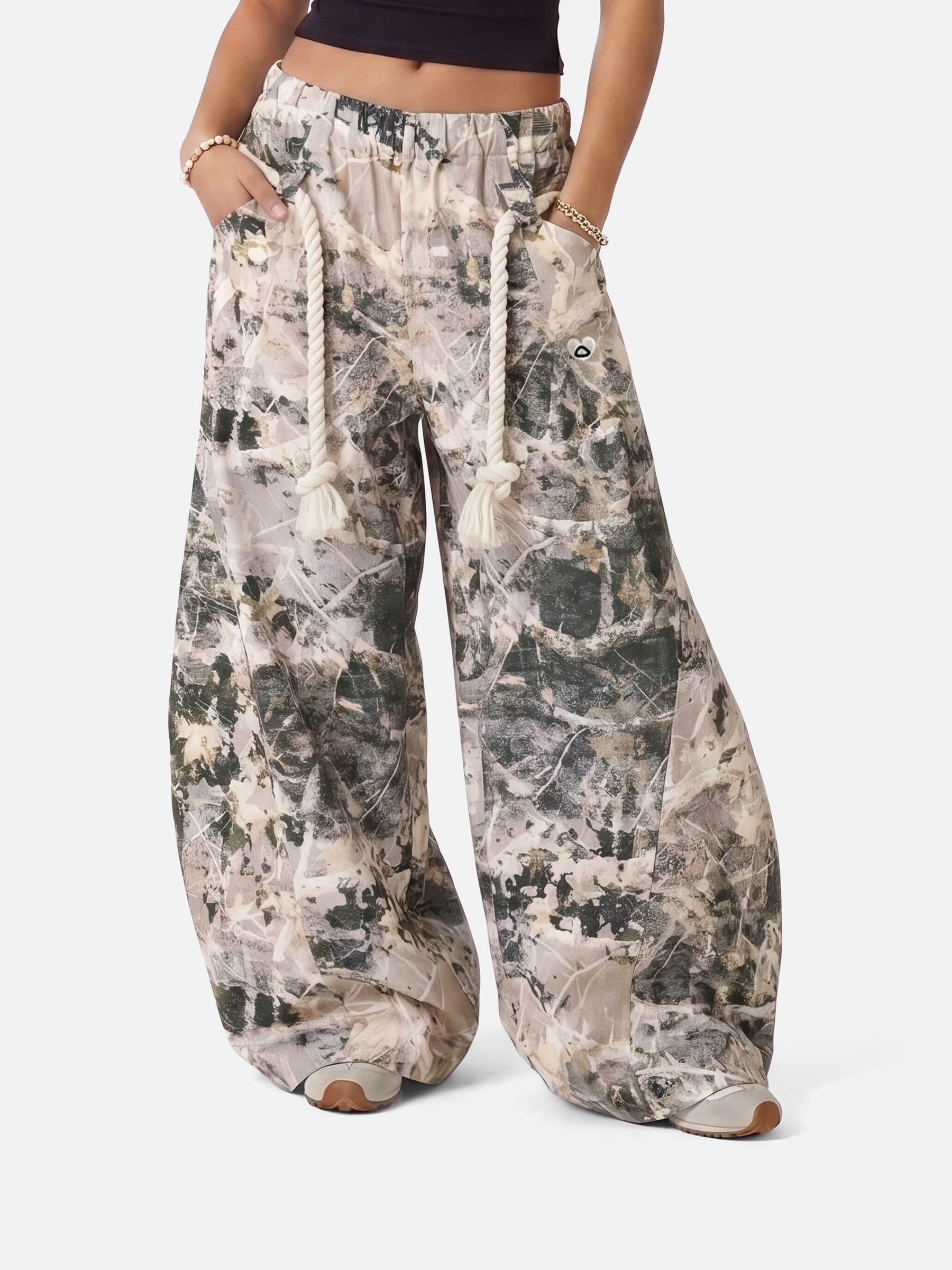 Aelfric Eden Camo Super Baggy Sweatpants