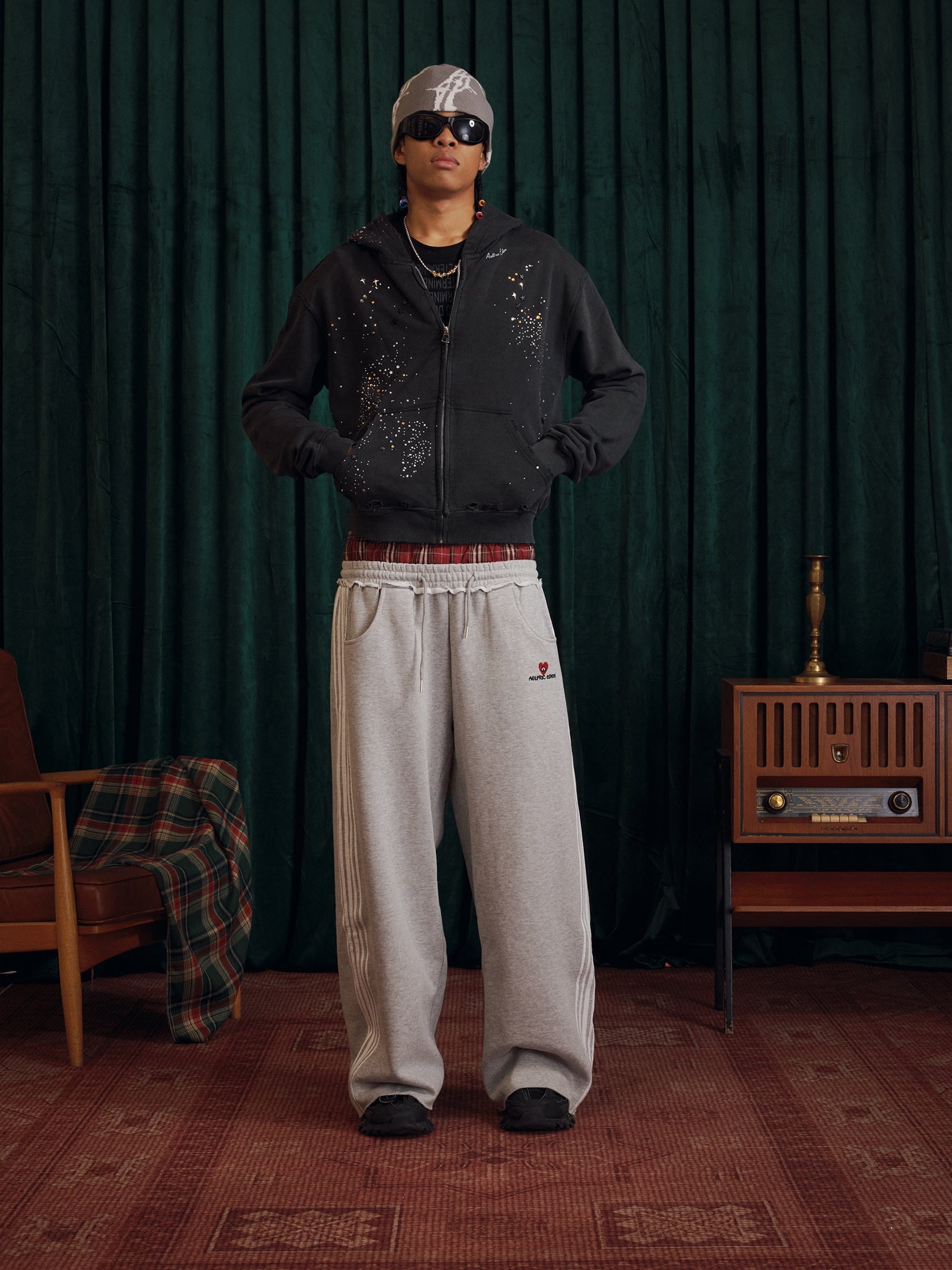Alternative view of Aelfric Eden Rhinestone Boxy Zip Up V302 Hoodie